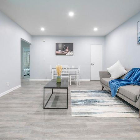Centre Street Upper 2Bedsuite 4408 YYC Eksteriør bilde